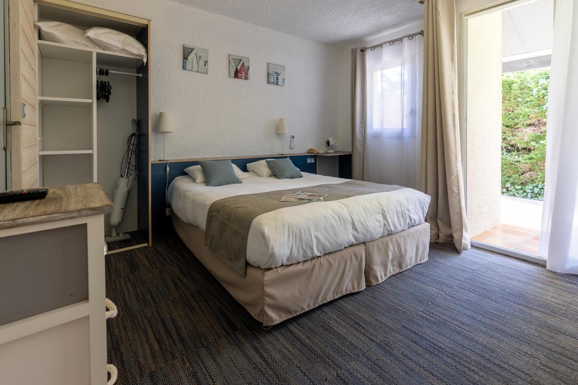 Logis Hotel De La Plage La Cotinière Esterno foto